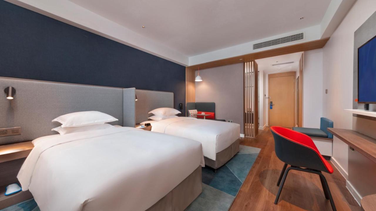 Holiday Inn Express Qiliping By Ihg Emeishan Exterior photo